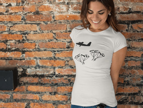 This white skydivers t-shirt is everything you have dreamed of and more. It feels soft and lightweight with the right amount of stretch. It is comfortable and flattering for both men and women and with an aircraft and two ‘SEND IT’ shaped as a skydivers print on the front. Available in several colours.