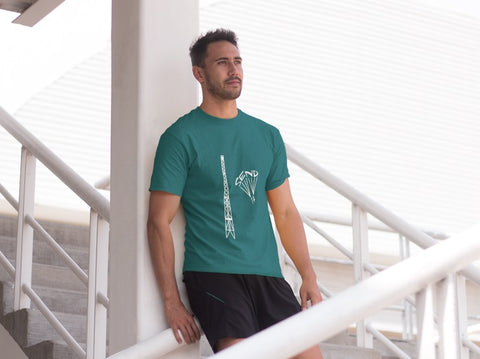 This jade unisex t-shirt is everything you have dreamed of and more. It feels soft and lightweight with the right amount of stretch. It is comfortable and flattering for both men and women and with an antenna and ‘SEND IT’ shaped as a basejumper print on the front. Available in several colours.